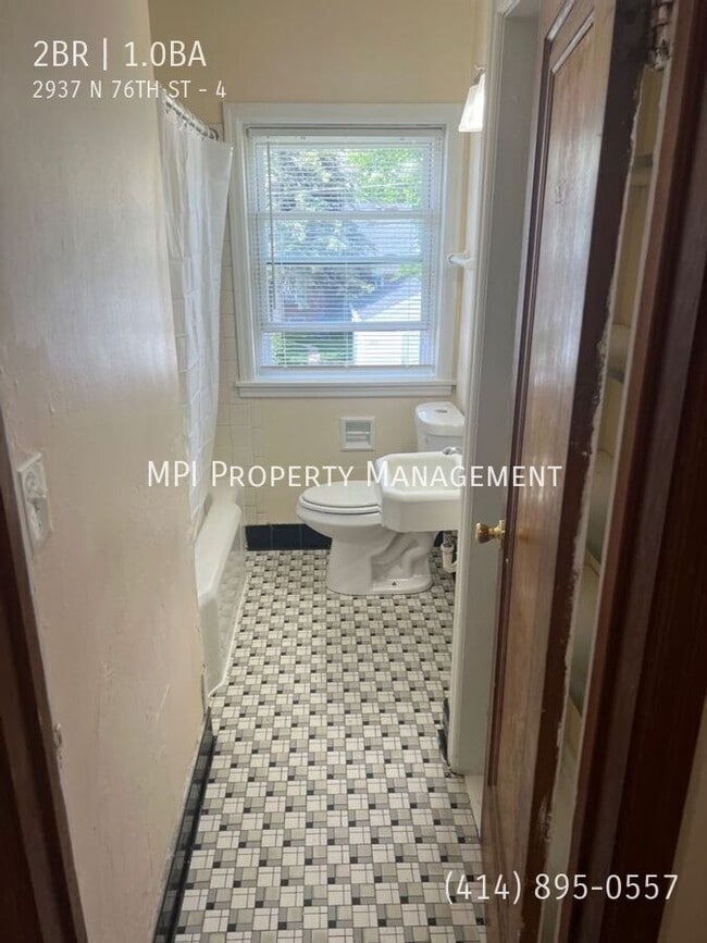 Building Photo - 2937 N 76th St