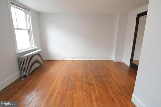Building Photo - 716 Manton St