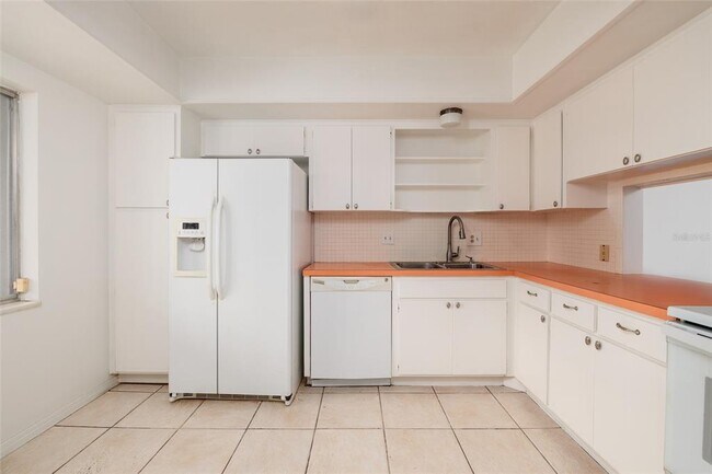 Building Photo - 8651 10th St N