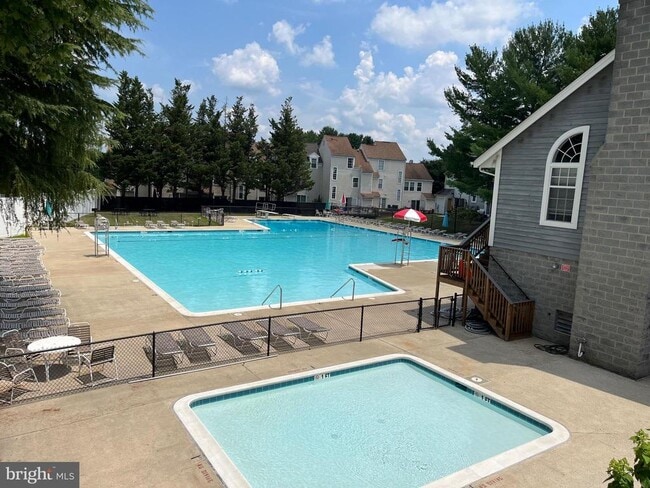 Building Photo - 19 Ohara Ct