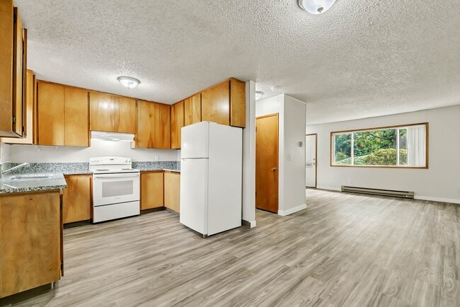 Interior Photo - Birchwood