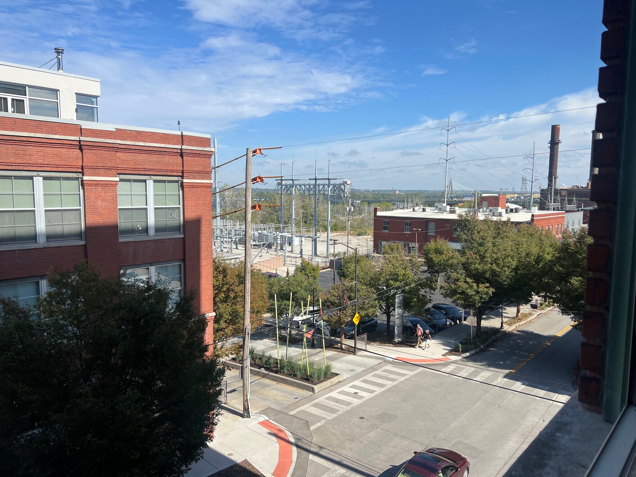 Building Photo - 200 Main St