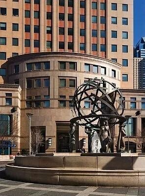 Building Photo - 350 W 50th St