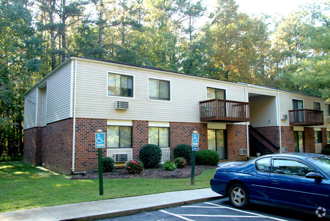 Building Photo - Academy Apartments