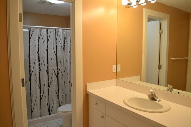Building Photo - 39128 Glenlivet Ct