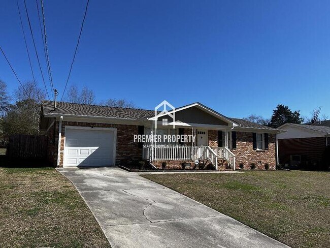 Primary Photo - 3304 Deerfield Rd NW - Available Now!