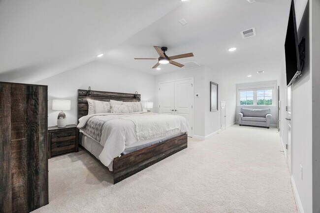 Building Photo - 5115 Double Eagle Wy