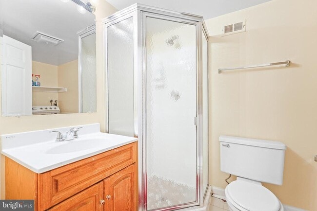 Building Photo - 3436 S Utah St