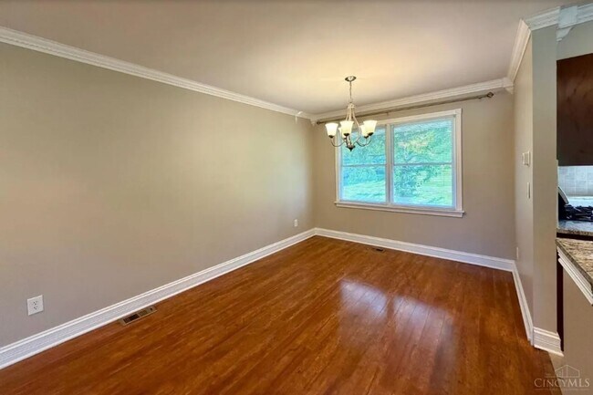 Building Photo - 6862 N Windwood Dr
