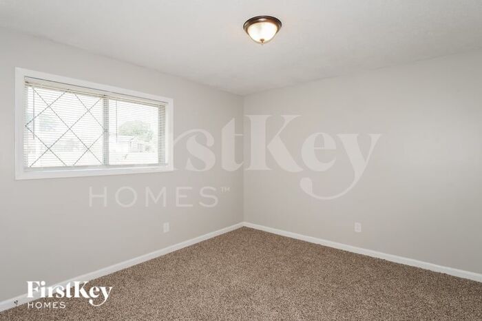 Building Photo - 5374 Jordan Dr