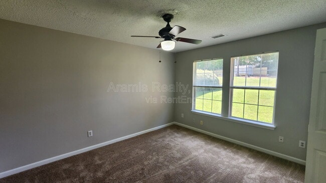 Building Photo - 7336 Bramble Oak Dr