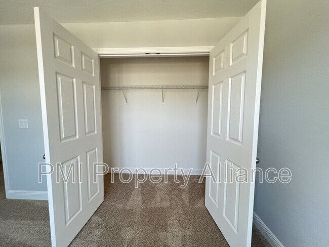 Building Photo - 14521 Crestavista Ave