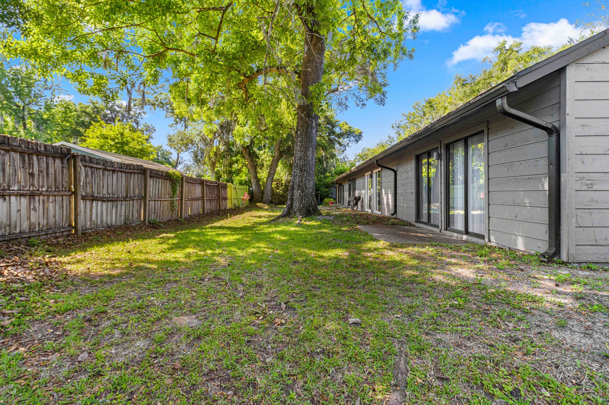 Building Photo - 4151 SE 22nd Ave