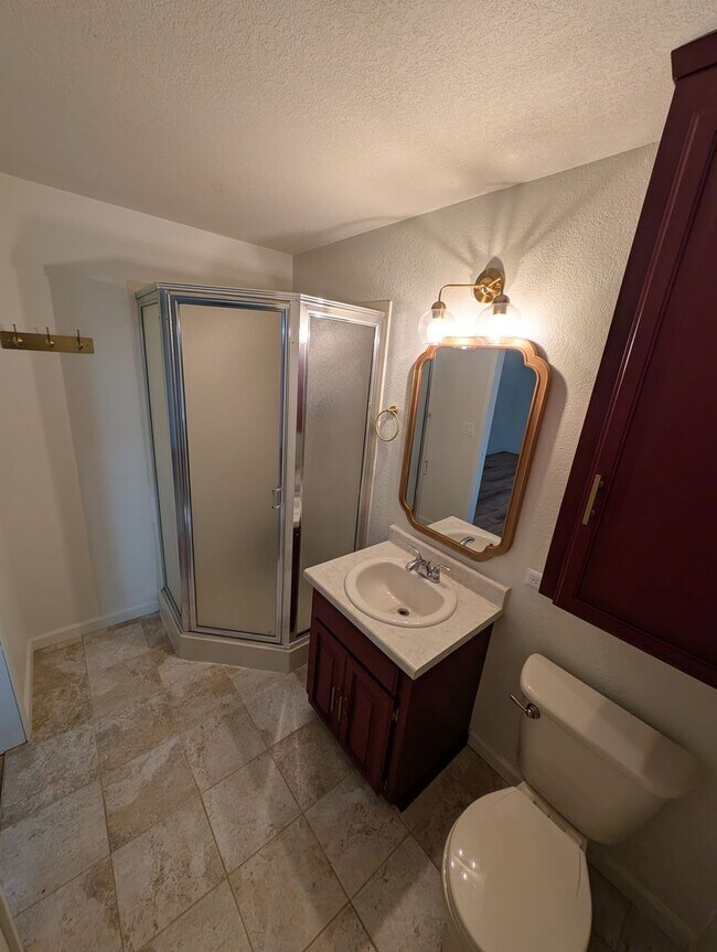 Building Photo - Tracyton Stunner! Available Now! 1/3 Acre FULLY Fenced.