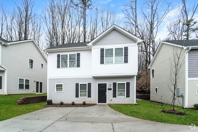 Building Photo - 7121 Plott Rd