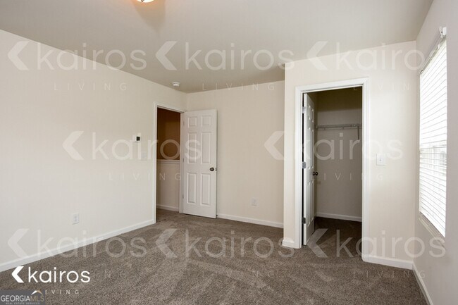 Building Photo - 121 Dudley Wy