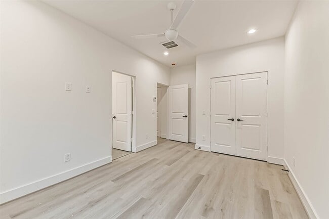 Building Photo - 7709 Earl Rudder Wy