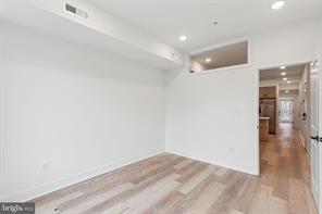 Building Photo - 601 N 34th St