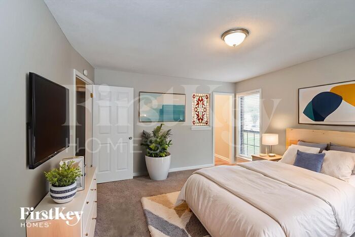 Building Photo - 6375 Treadway Trail