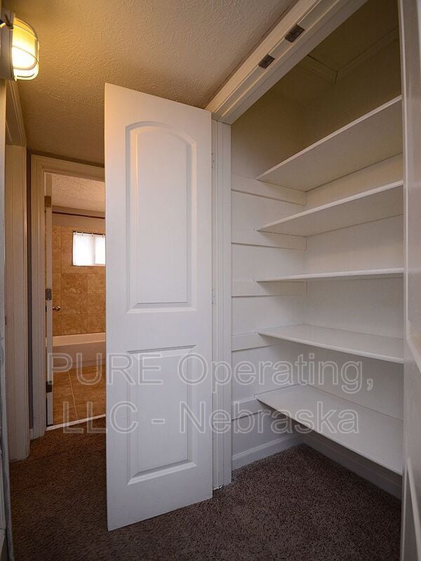 Building Photo - 540 S 30th St
