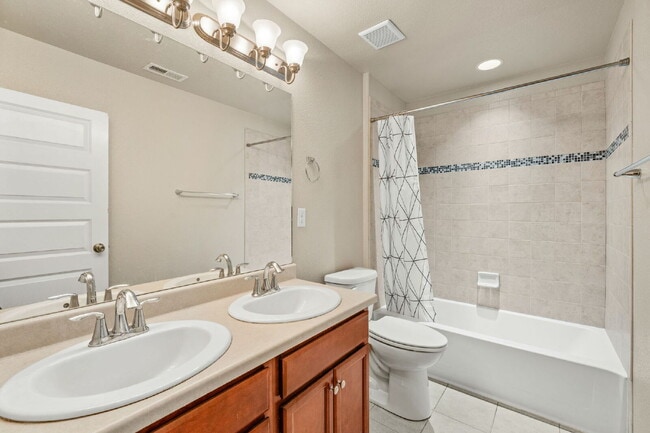 Building Photo - Pristine 4 Bedroom Home in Colorado Springs