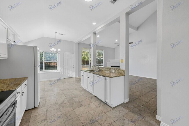 Building Photo - 1403 Marblecrest Dr