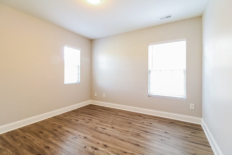 Building Photo - 133 Georgetowne Dr