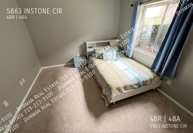 Building Photo - 5863 Instone Cir
