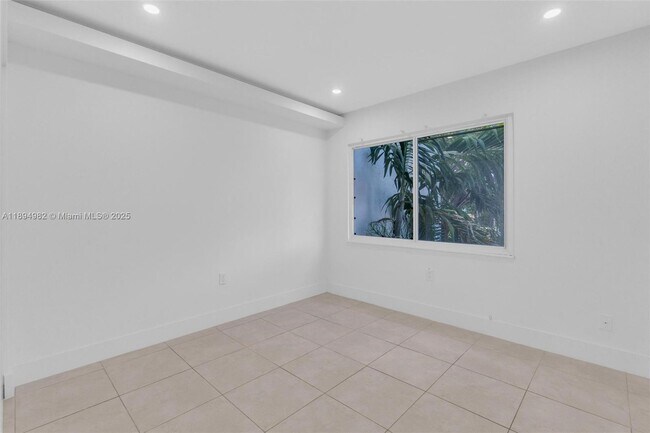 Building Photo - 508 NW 11th St