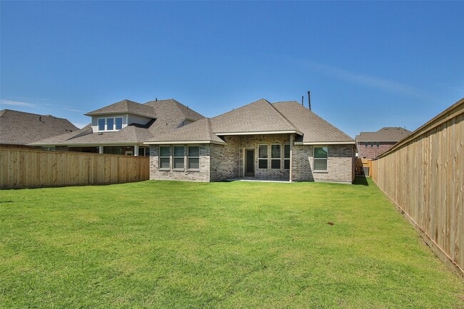 Building Photo - 15230 Kickapoo Cavern Dr
