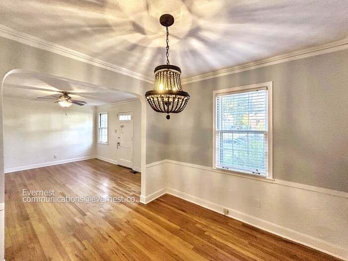 Building Photo - 3563 Aurora Cir