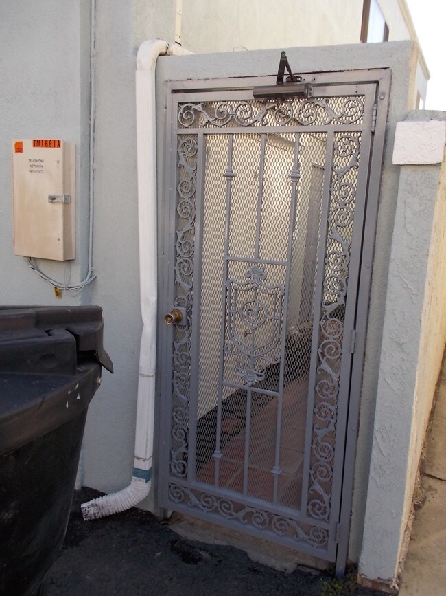 Building Photo - 1313 18th St