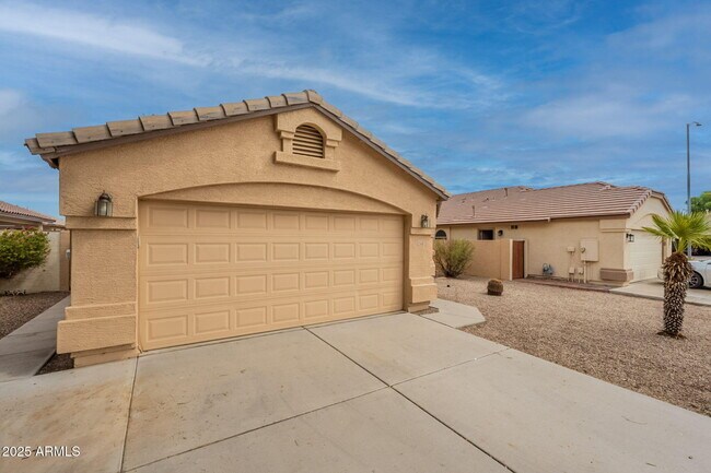 Building Photo - 12568 W Almeria Rd