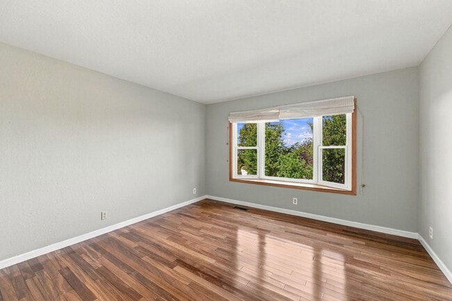 Building Photo - 15799 Apollo Heights Ct