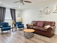 Building Photo - 215 Piedmont Ave NE