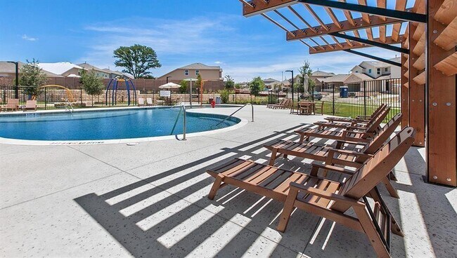 Building Photo - 6817 Ranchito Dr
