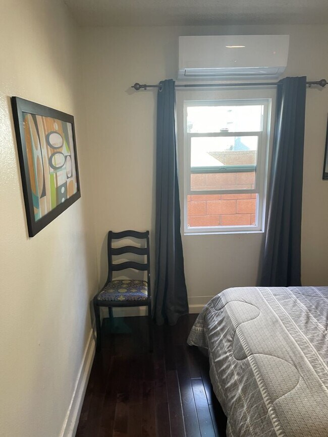 Building Photo - Wonderful Newly Remodeled 2 Bedroom House in Prime Alhambra Location Fully Furnished