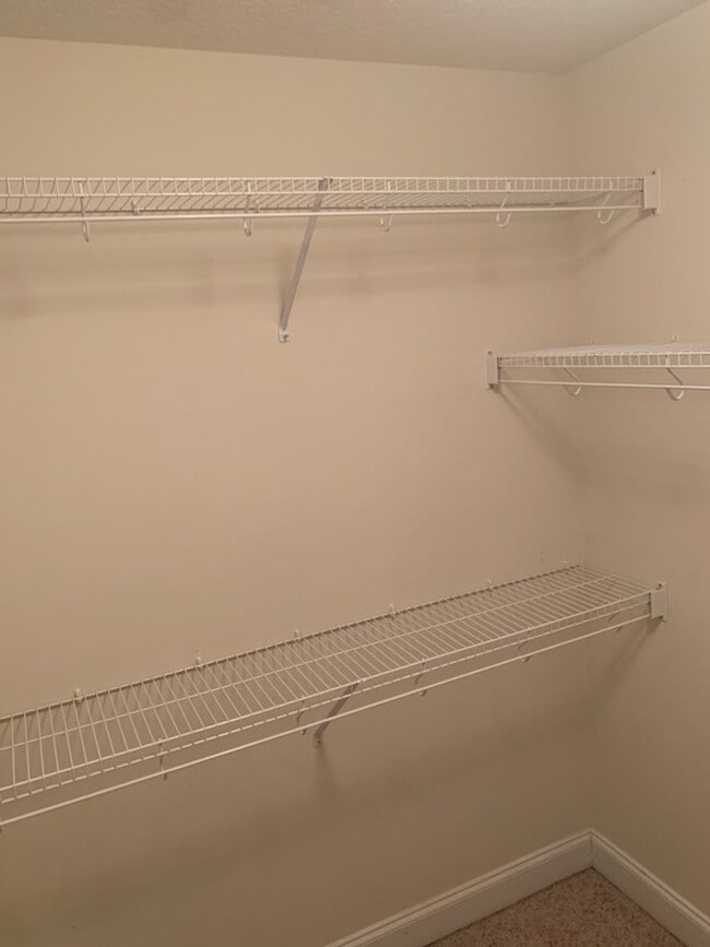 Building Photo - Stunning 3-Bedroom Home in Parish Crossing - Available for Rent