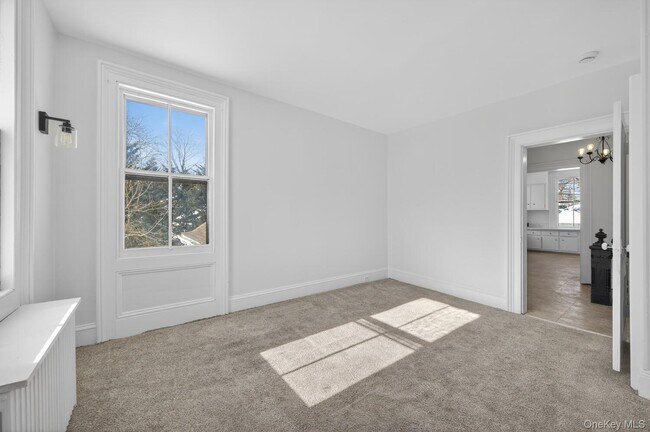 Building Photo - 4 Parkview Ter