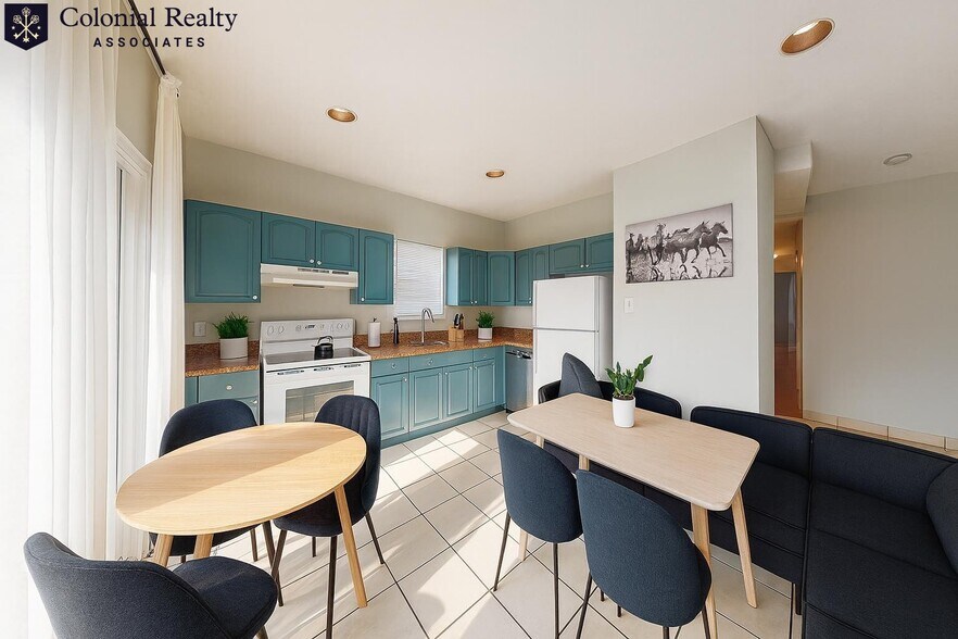 Building Photo - 21 Highgate St