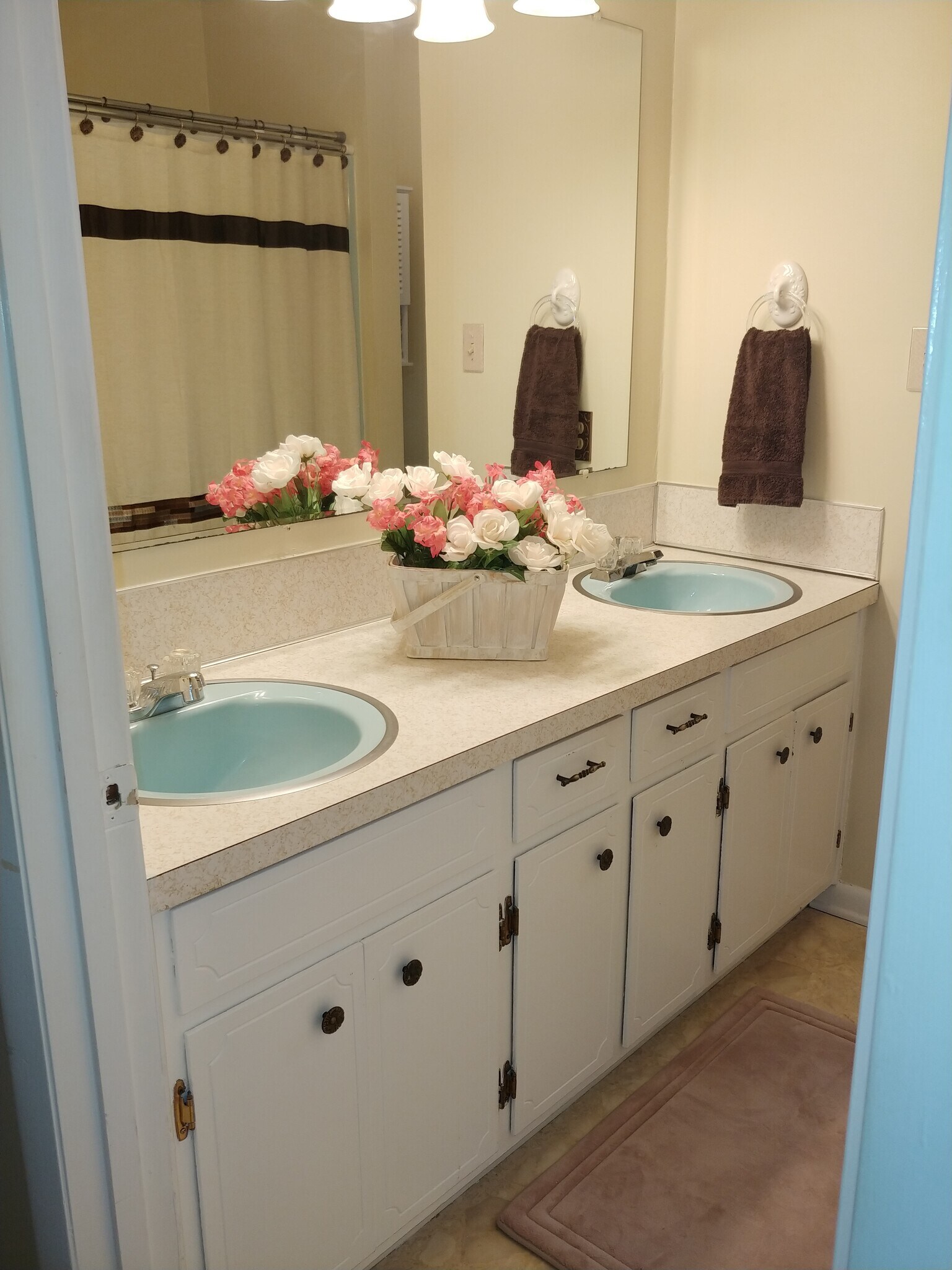 Building Photo - 1444 Simmons St