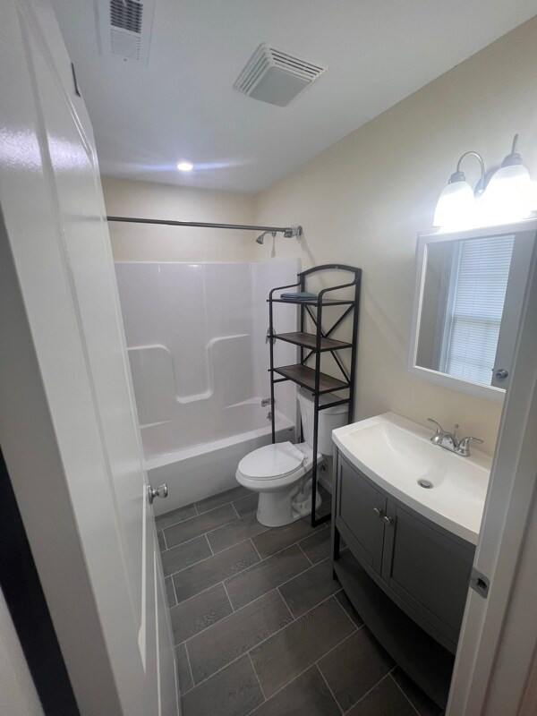 Building Photo - 136 Cooper St