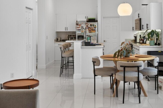 Building Photo - 2002 Schooner Ln