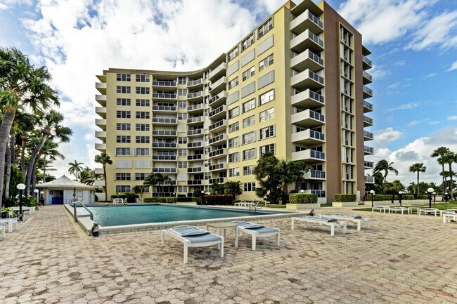 Building Photo - 2800 N Flagler Dr
