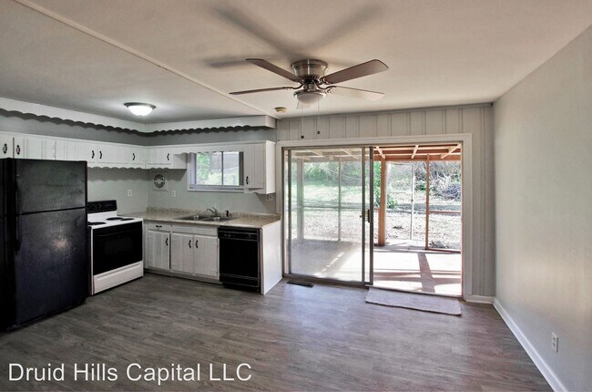 Building Photo - 3 br, 2 bath House - 1970 Columbia Dr