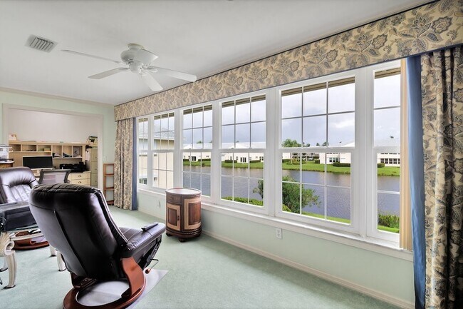 Building Photo - 830 Lake Orchid Cir