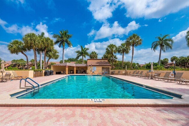 Building Photo - 6392 Aspen Glen Cir