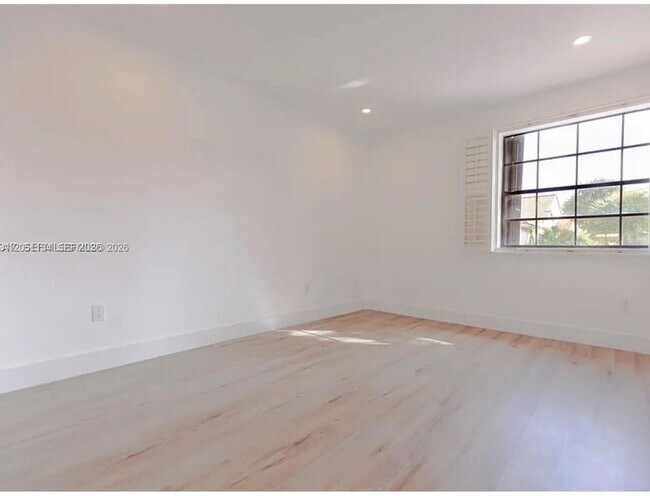 Building Photo - 3525 Magellan Cir
