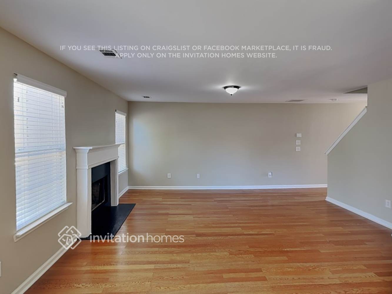 Building Photo - 2730 Englewood Dr