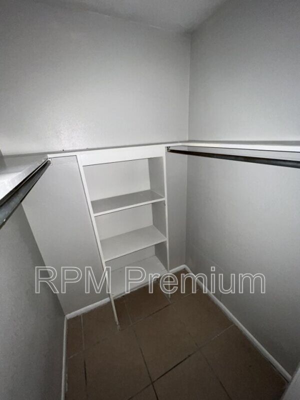 Building Photo - 5170 Weston